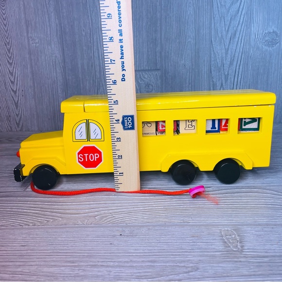 Wooden pull behind painted school bus with 36 wooden letter blocks learning toy - Picture 4 of 10